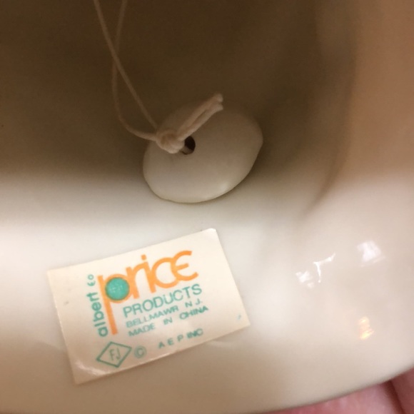 Vintage Porcelain Bell Hummingbird Figurine Resting On Flower Ivy Vines … - Picture 5 of 5